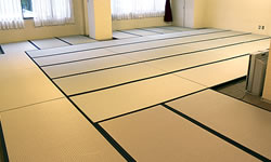 京都亀岡のホテル渓山閣さんへ畳をレンタル。